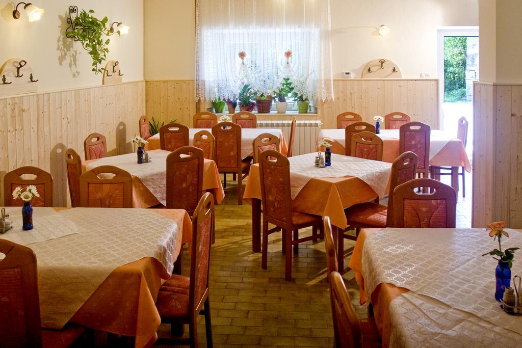 Farm Stay Pri Cepcovih Golac Dış mekan fotoğraf